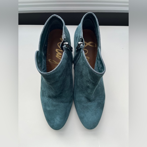 Sam Edelman deep green suede booties, size 9.5 - Picture 3 of 6
